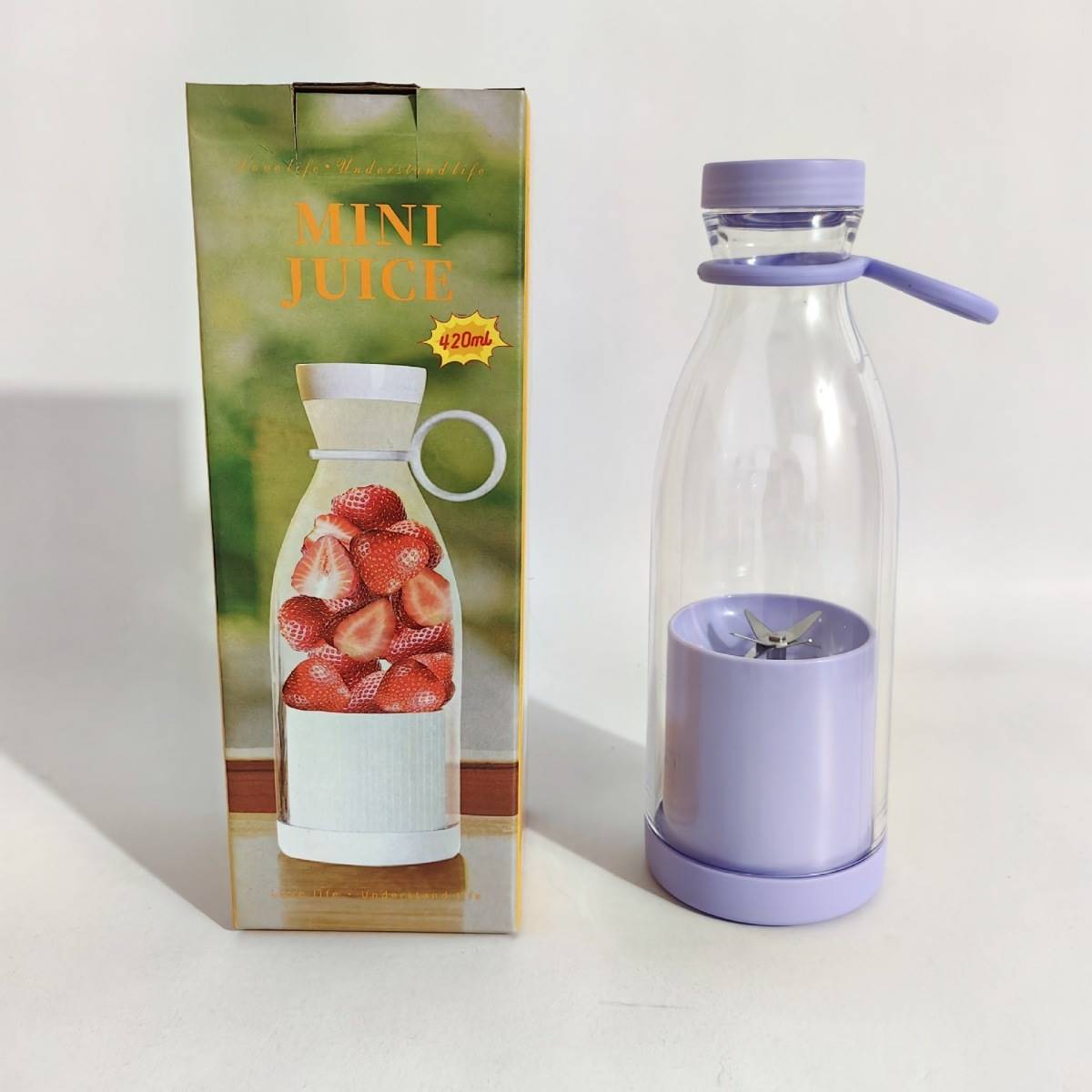Portable Blender, Portable Blender for Shakes and Smoothies , Magnetic USB Fast